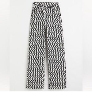 ASOS 🖤 Zig Zag High Waist Funky Psychedelic  Wavy Print Fit & Flare Jeans Sz. 4